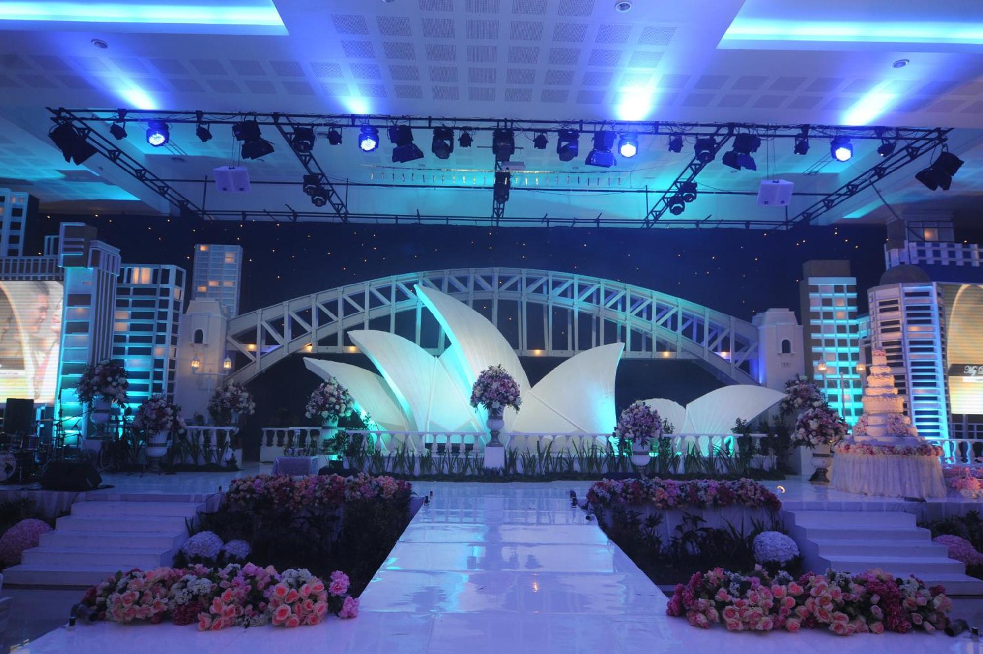 Regina Hotel Pemalang Exterior photo